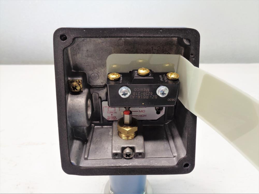 United Electric Pressure Switch #H100-565